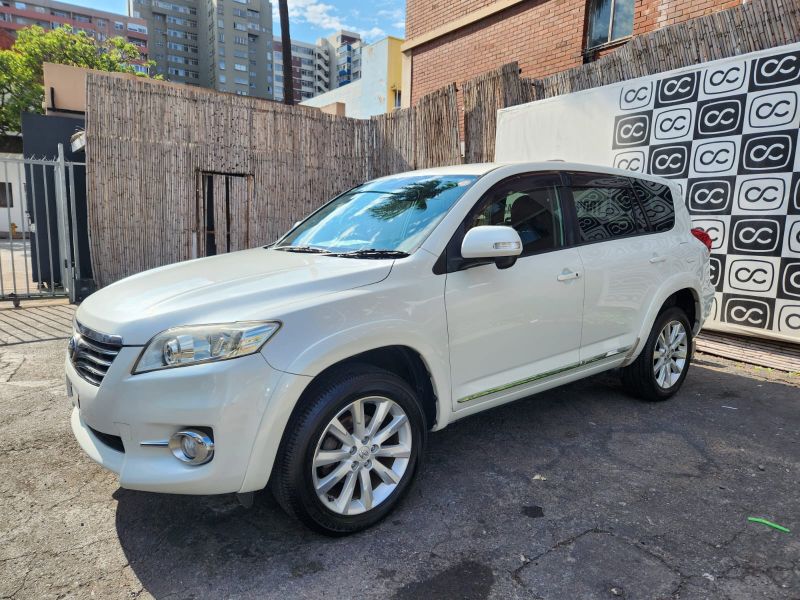  30581  TOYOTA VANGUARD  2010 