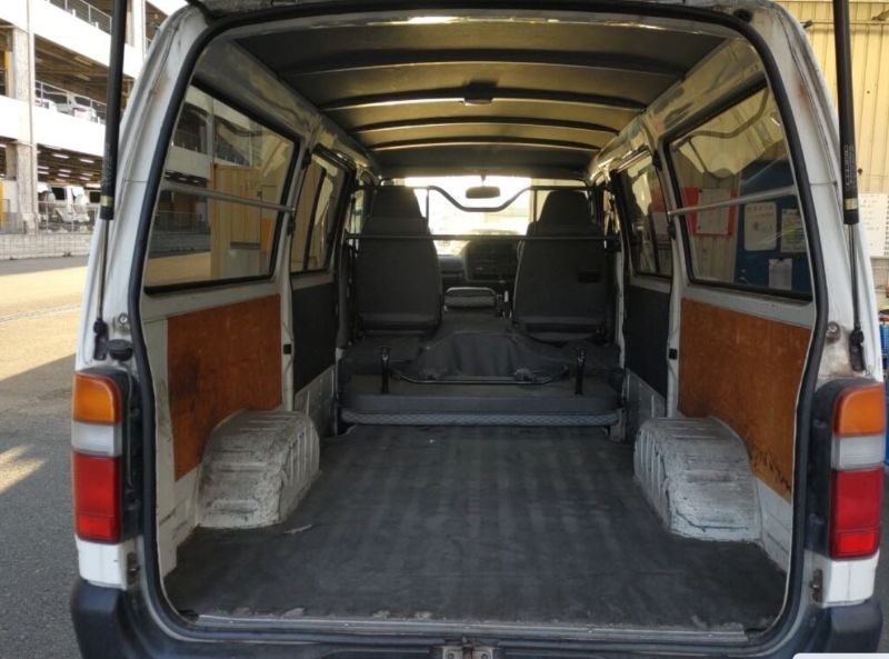  30583  TOYOTA HIACE  2002  