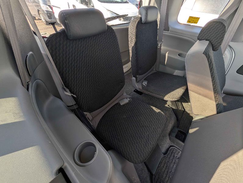  30586  TOYOTA SIENTA  2008  