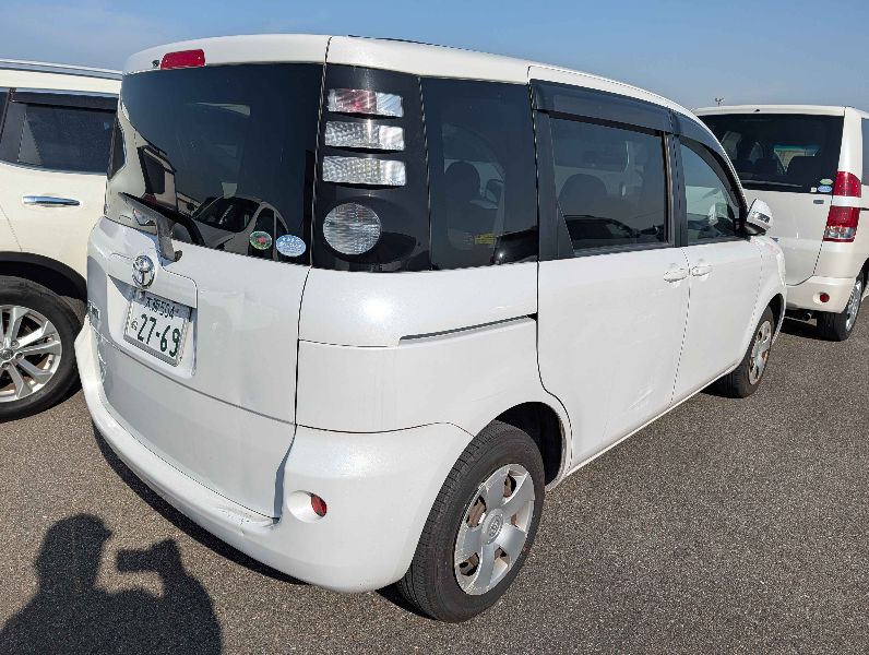  30586  TOYOTA SIENTA  2008  