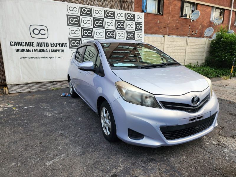  30587  TOYOTA VITZ  2013  