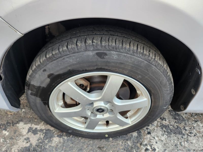  30587  TOYOTA VITZ  2013  