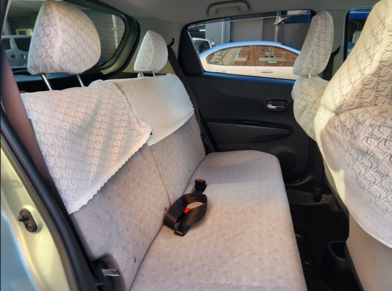  30588  TOYOTA VITZ  2012  