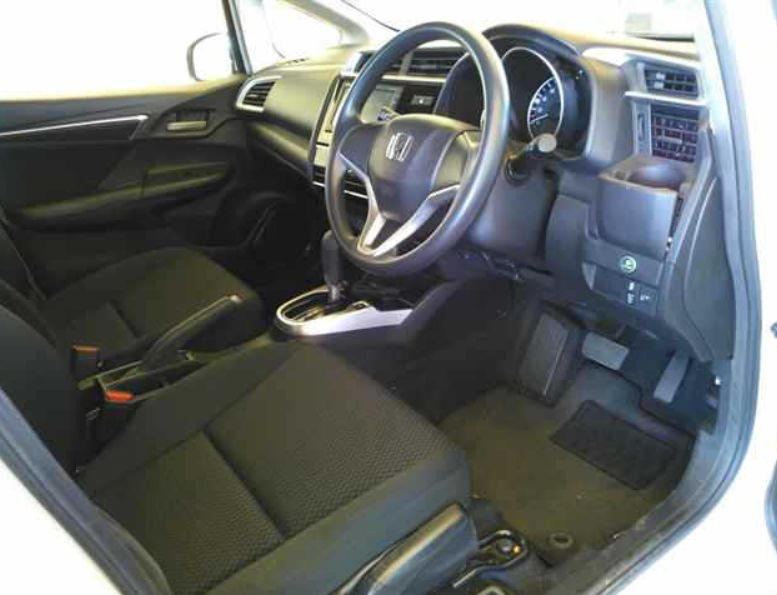  30589  HONDA FIT  2018  