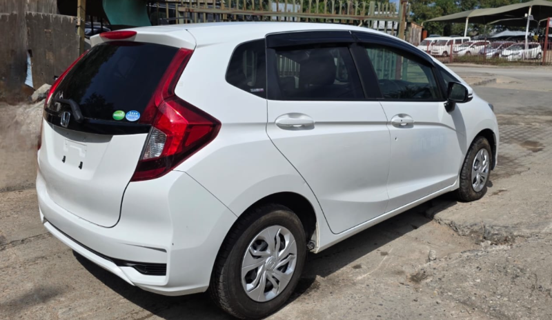  30589  HONDA FIT  2018  