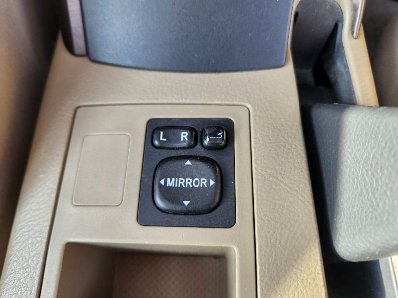  30602  TOYOTA VANGUARD  2010  