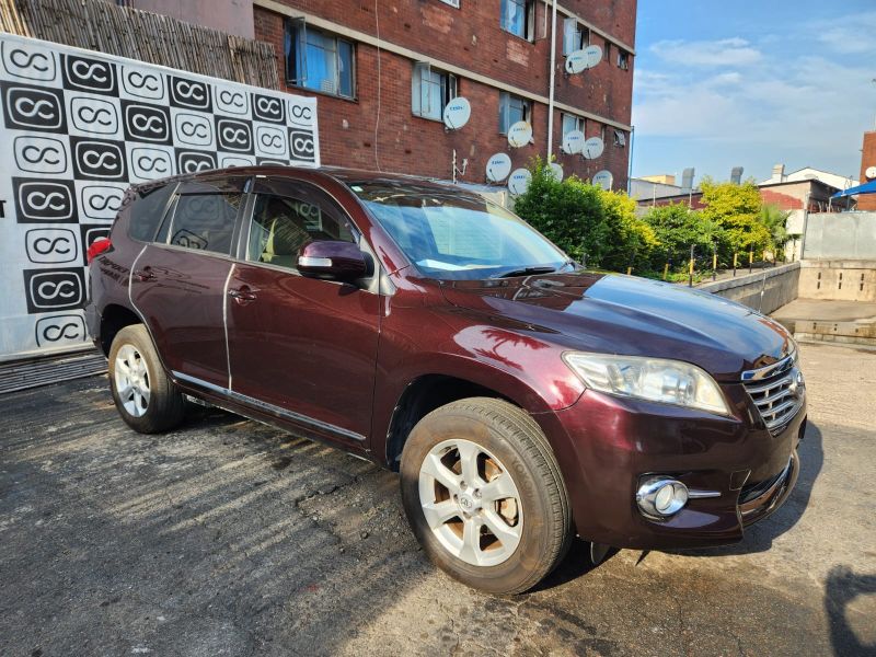  30602  TOYOTA VANGUARD  2010  