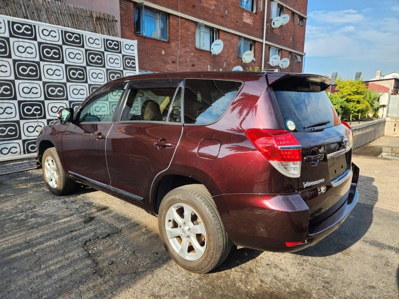  30602  TOYOTA VANGUARD  2010  
