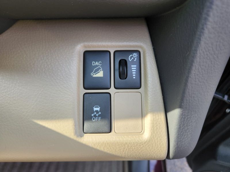  30602  TOYOTA VANGUARD  2010  