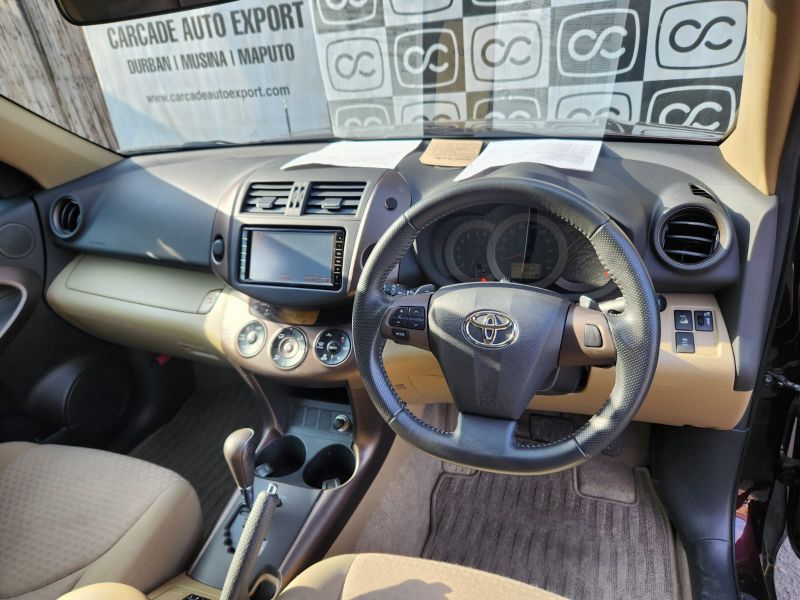  30602  TOYOTA VANGUARD  2010  