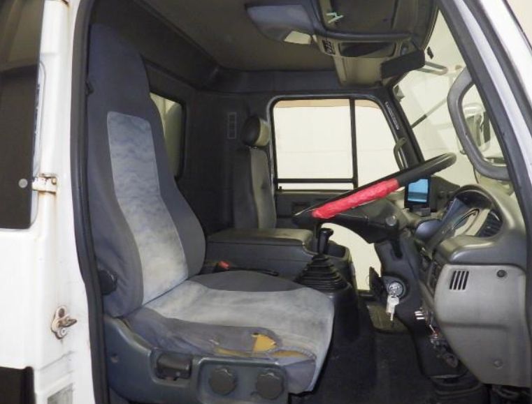  30607  UD CONDOR  1998  