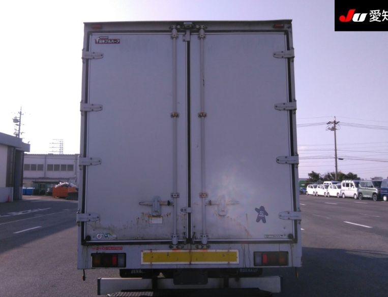  30610  HINO DUTRO  2006  