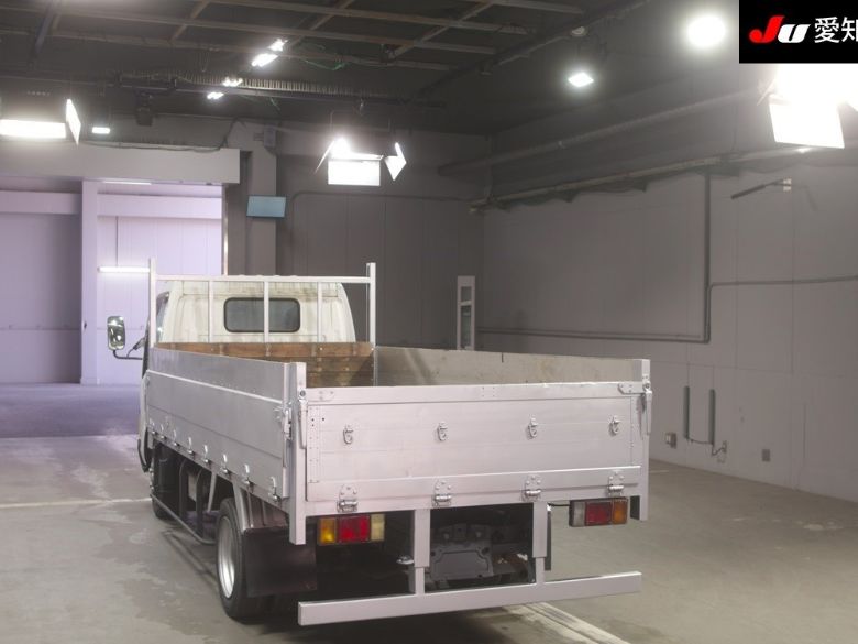  30611  HINO DUTRO  2004  