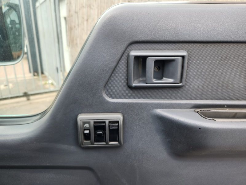  30612  HINO DUTRO TRUCK  1998  