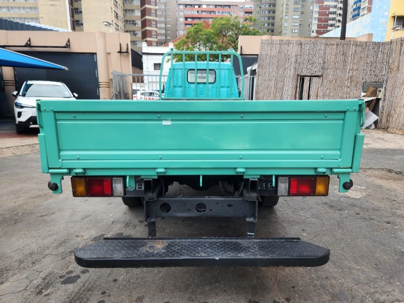  30612  HINO DUTRO TRUCK  1998  