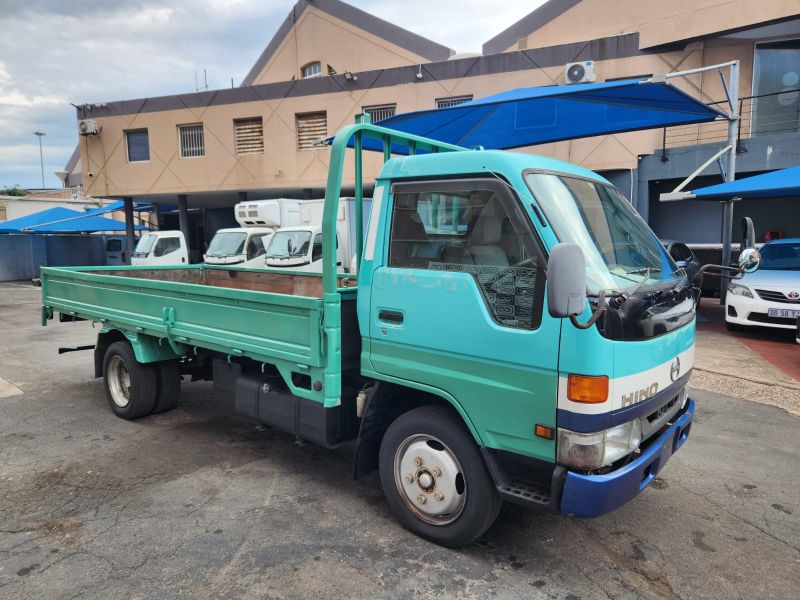  30612  HINO DUTRO TRUCK  1998  