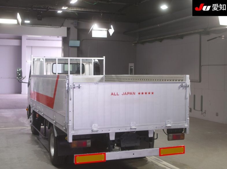  30613  HINO DUTRO  2015  