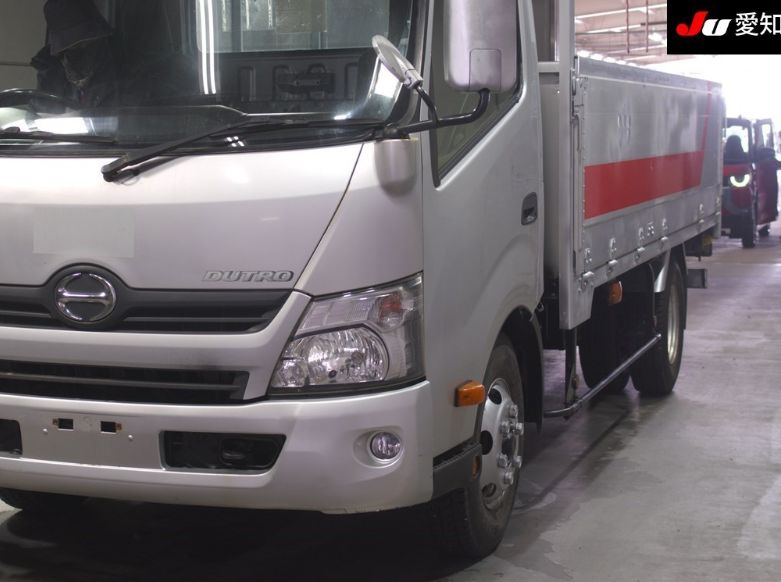  30613  HINO DUTRO  2015  