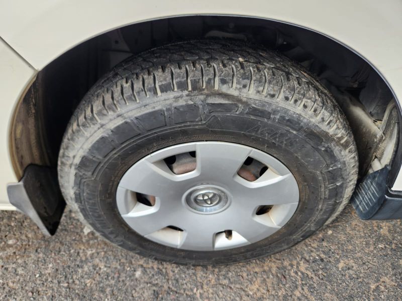  30616  TOYOTA HIACE  2011  