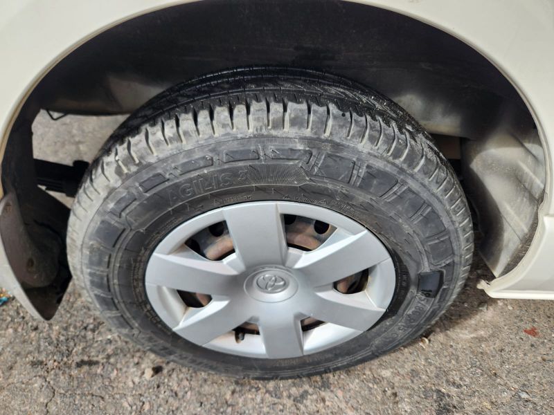  30616  TOYOTA HIACE  2011  