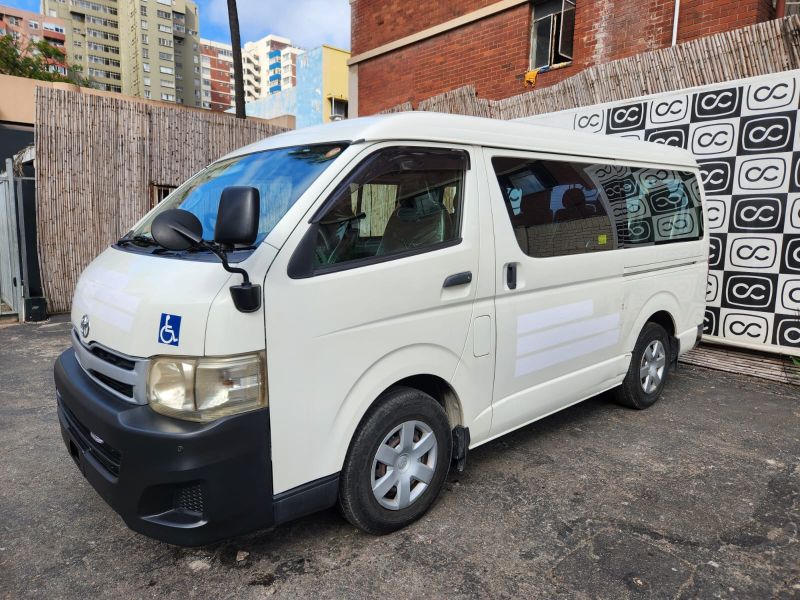  30364 TOYOTA HIACE  2005  