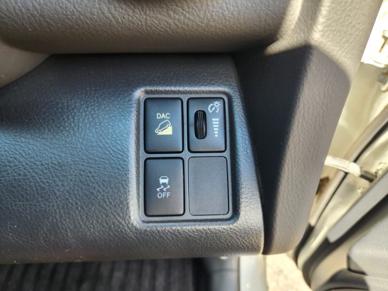  30621  TOYOTA VANGUARD  2012  