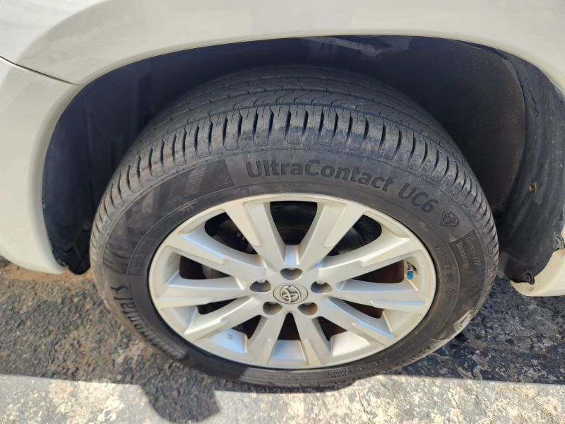  30621  TOYOTA VANGUARD  2012  