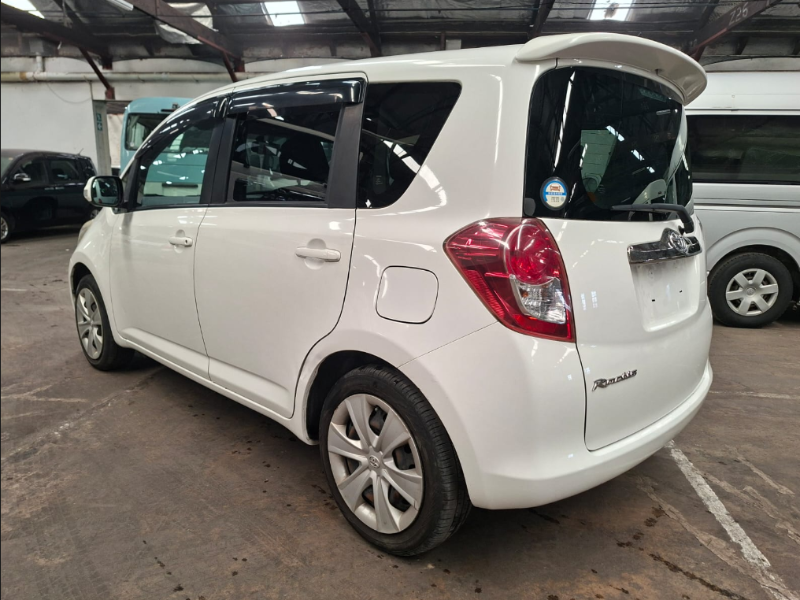  30628  TOYOTA RACTIS  2009  