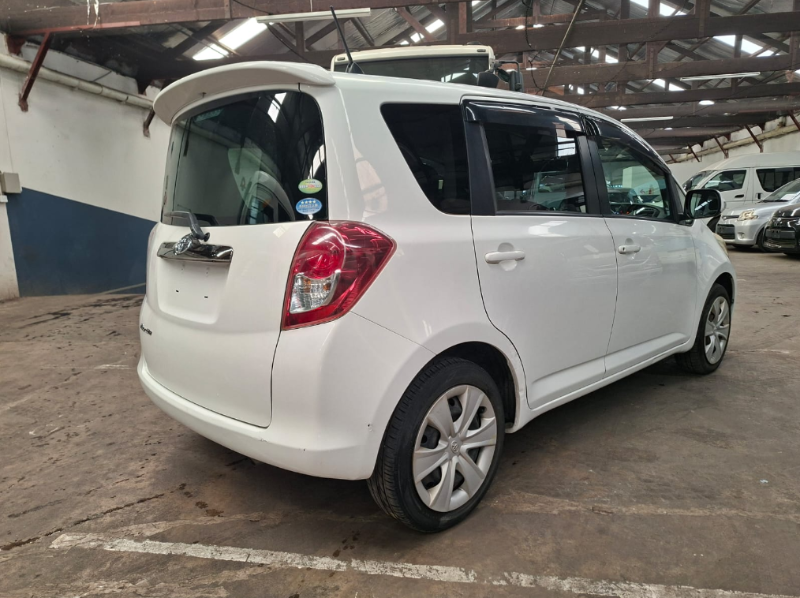  30628  TOYOTA RACTIS  2009  