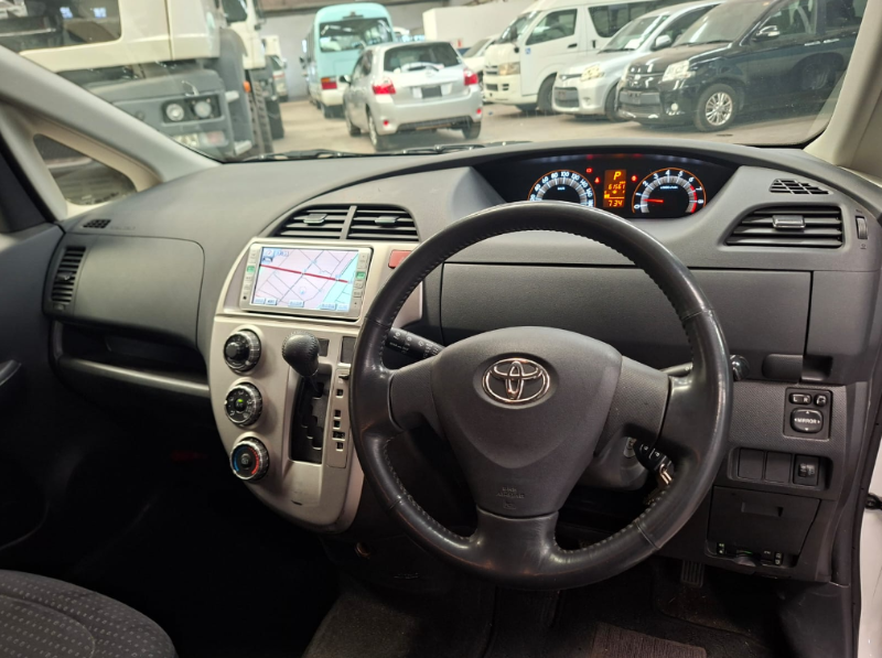  30628  TOYOTA RACTIS  2009  