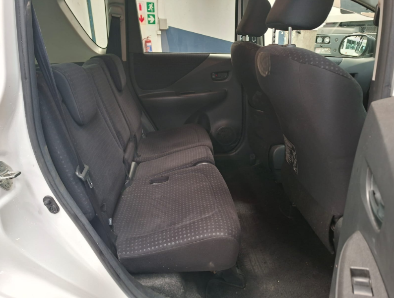  30628  TOYOTA RACTIS  2009  