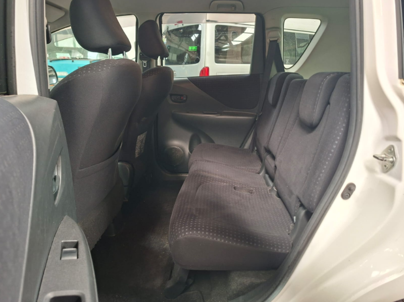  30628  TOYOTA RACTIS  2009  