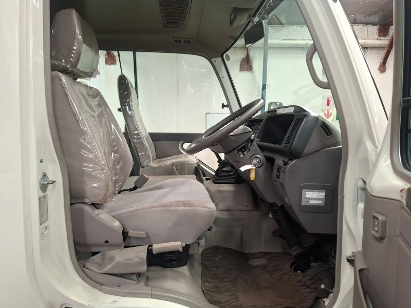  30634  HINO LIESSE BUS  2012  