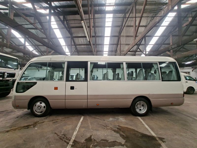  30634  HINO LIESSE BUS  2012  