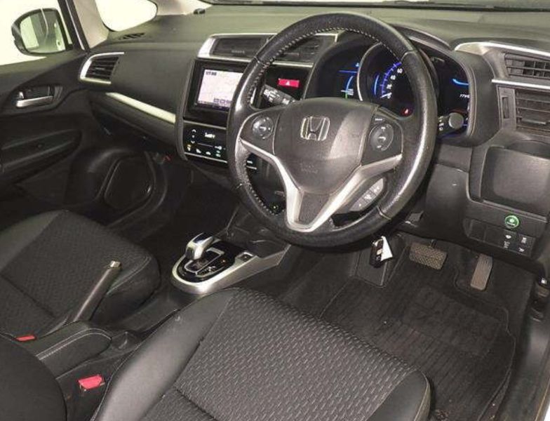  30635  HONDA FIT  2016  