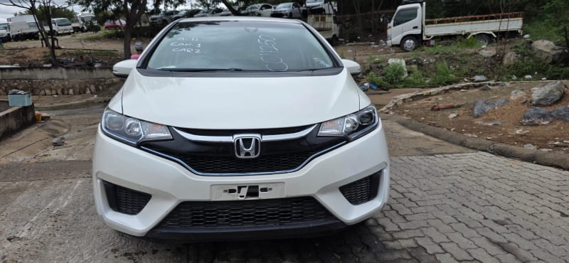  30635  HONDA FIT  2016  