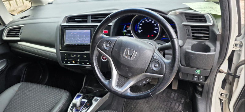  30635  HONDA FIT  2016  