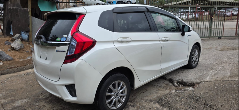  30635  HONDA FIT  2016  