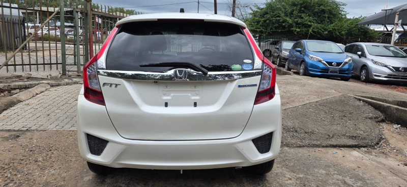  30635  HONDA FIT  2016  