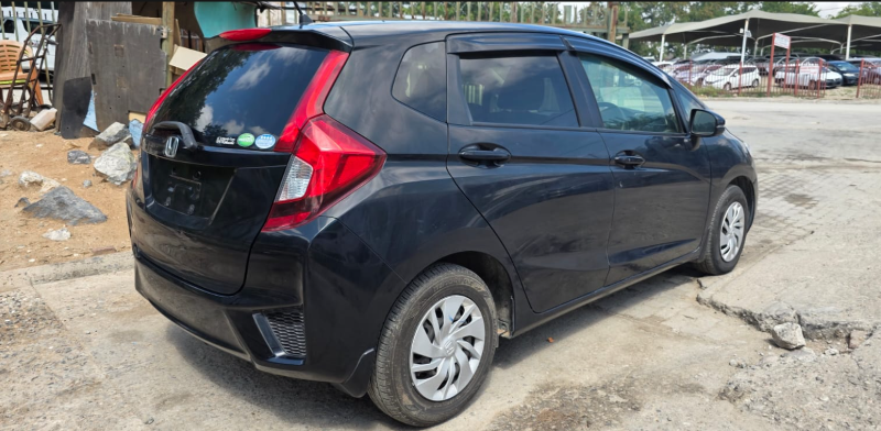 30636  HONDA FIT  2016  