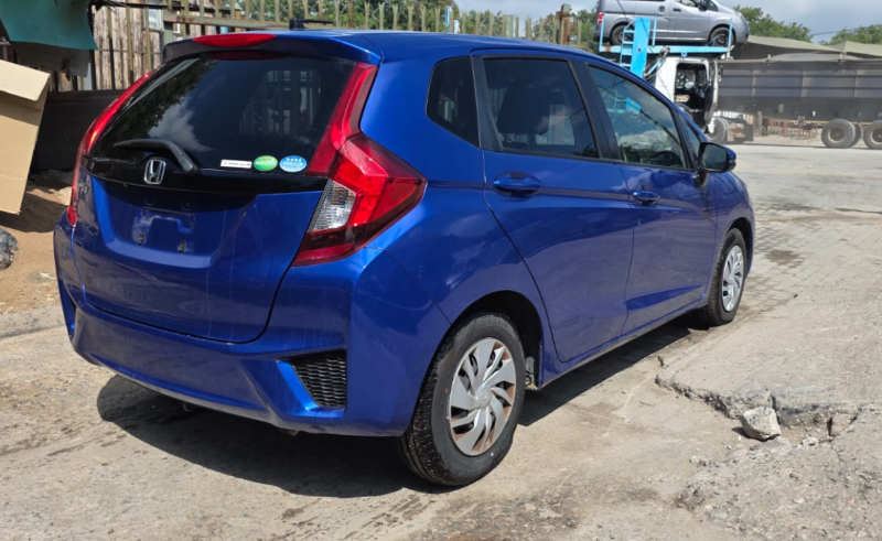  30639  HONDA FIT  2017  