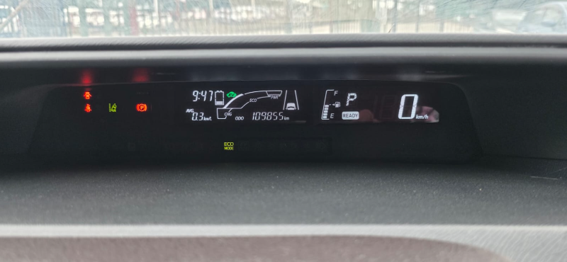  30640  TOYOTA AQUA  2017  