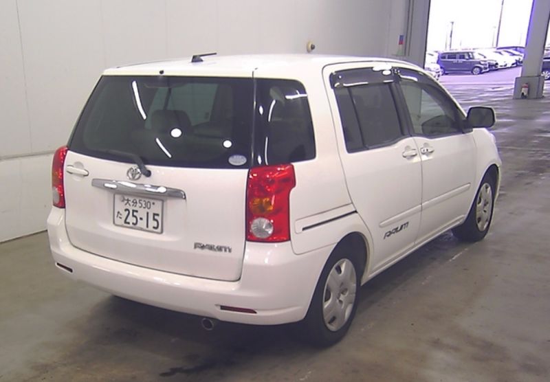  30646  TOYOTA RAUM  2004  