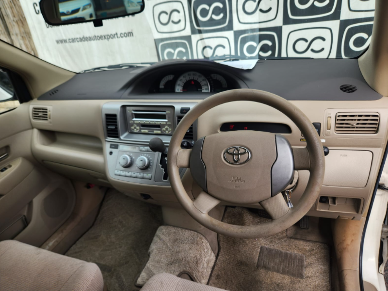  30646  TOYOTA RAUM  2004  