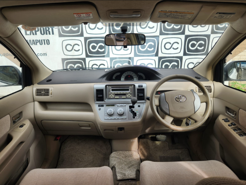  30646  TOYOTA RAUM  2004  