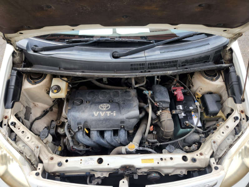  30646  TOYOTA RAUM  2004  