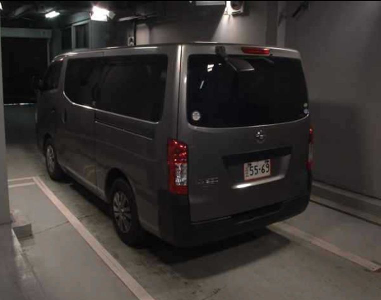  30648  NISSAN CARAVAN  2017  