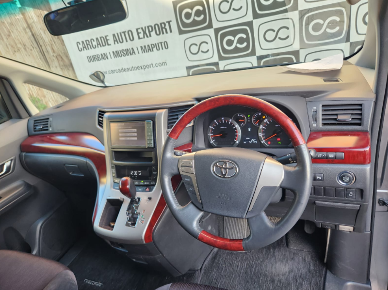  30651  TOYOTA Vellfire  2008  
