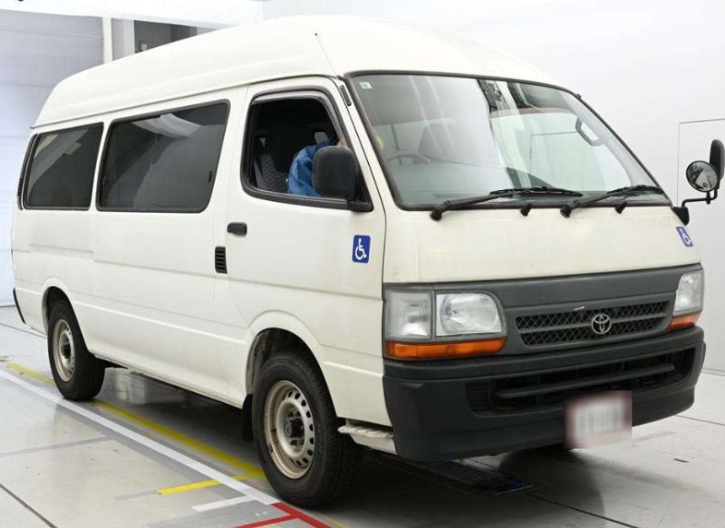  30657  TOYOTA HIACE  2002  