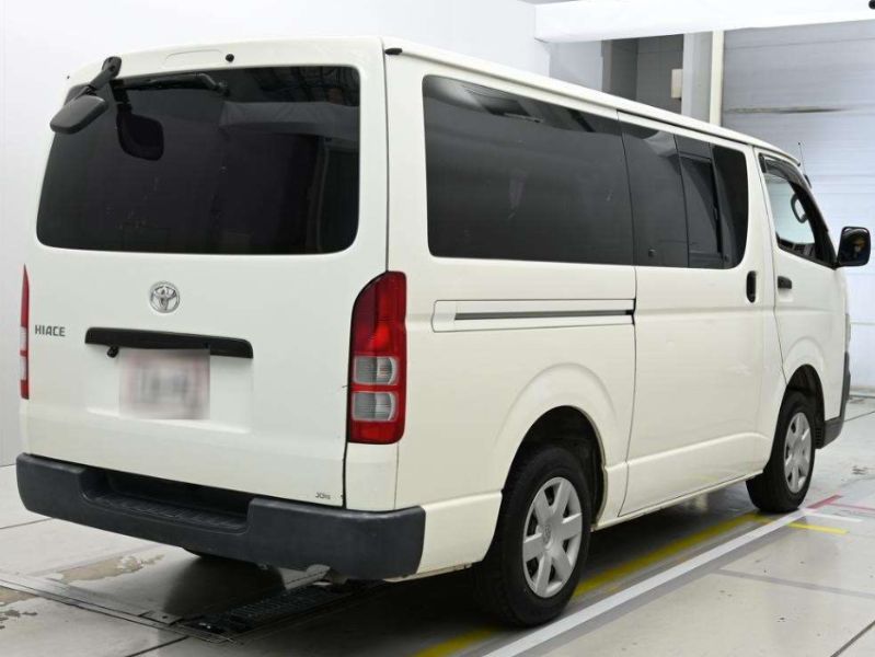  30658  TOYOTA HIACE  2004  